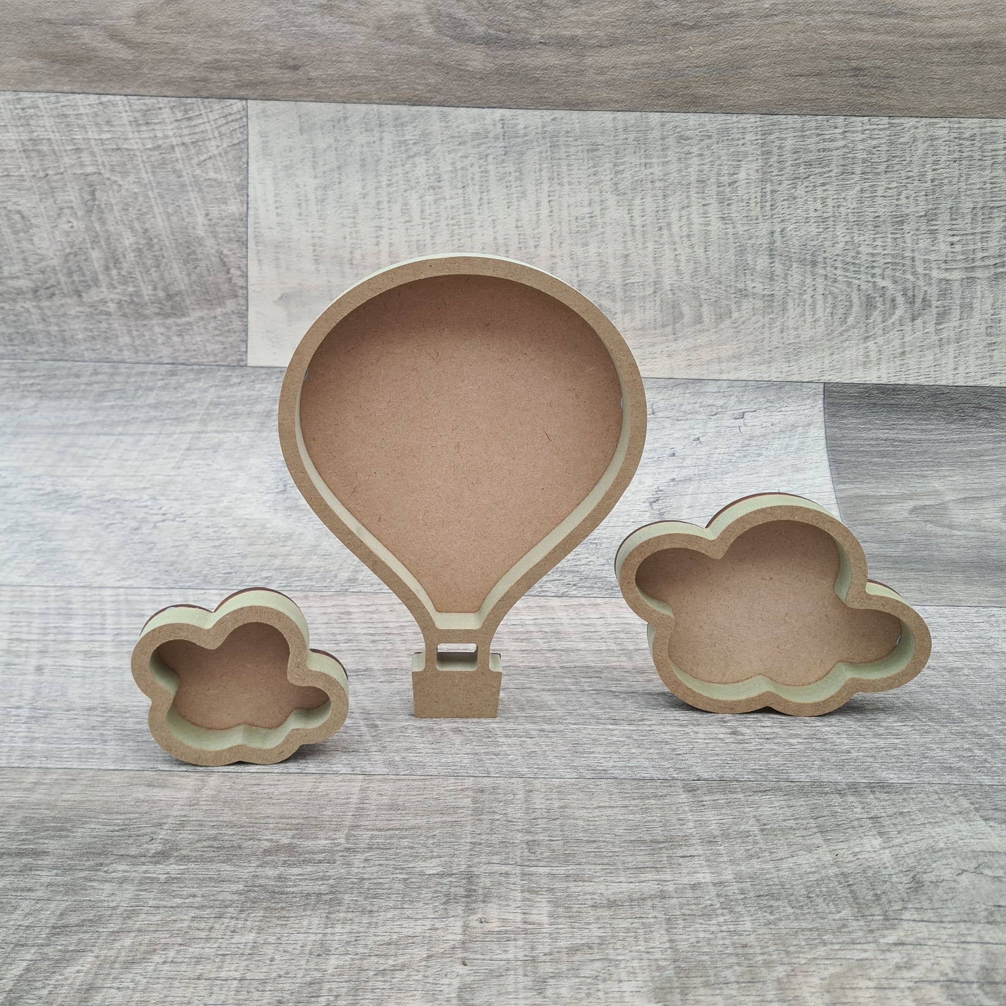 Manchester Craft Blanks - 20cm Open fillable hot air balloon & 2 clouds