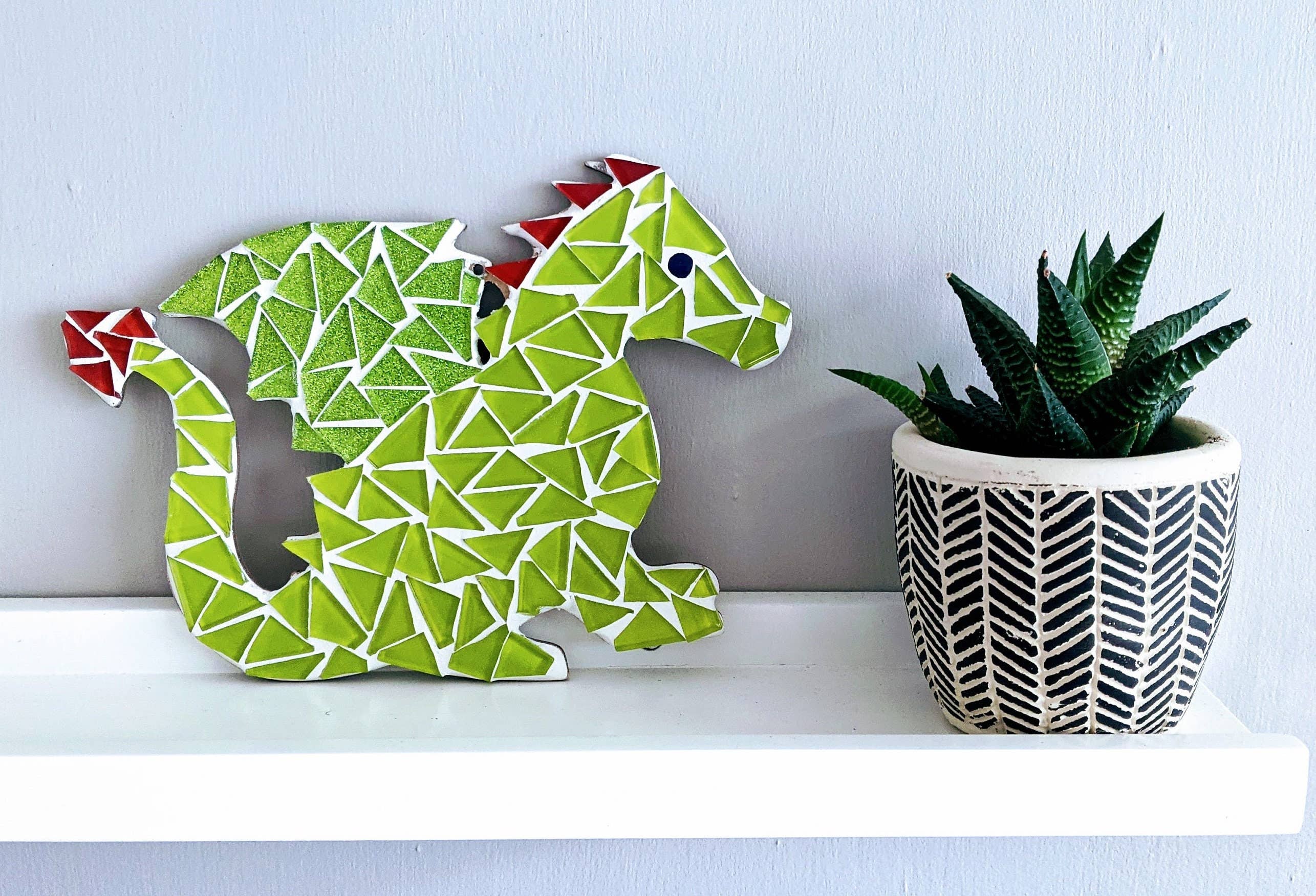 Montet Designs - Green Dragon DIY Mosaic Kit, Craft Box