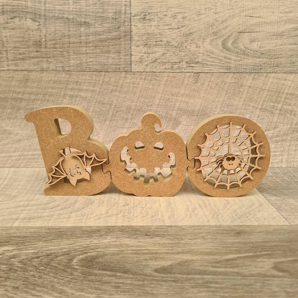 Manchester Craft Blanks - Boo jigsaw with embellishments